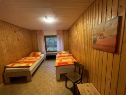 Trollhaus &raquo; Ferienwohnung Untertroll &raquo; Zimmer 1 Rumpeltroll